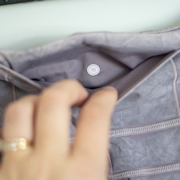 Lululemon leggings - Picture 3 of 5